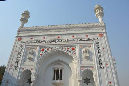 نماینده فرهنگی ایران از کلیسای آل سنت پیشاور بازدید کرد؛ پاسداشت سنت همزیستی و اعتدال در قلب تنوع فرهنگی